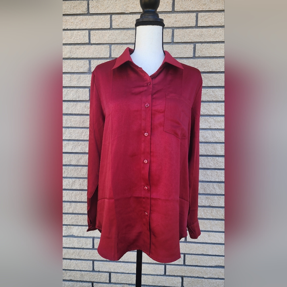 Elegant Red Button-Down Blouse Size Medium